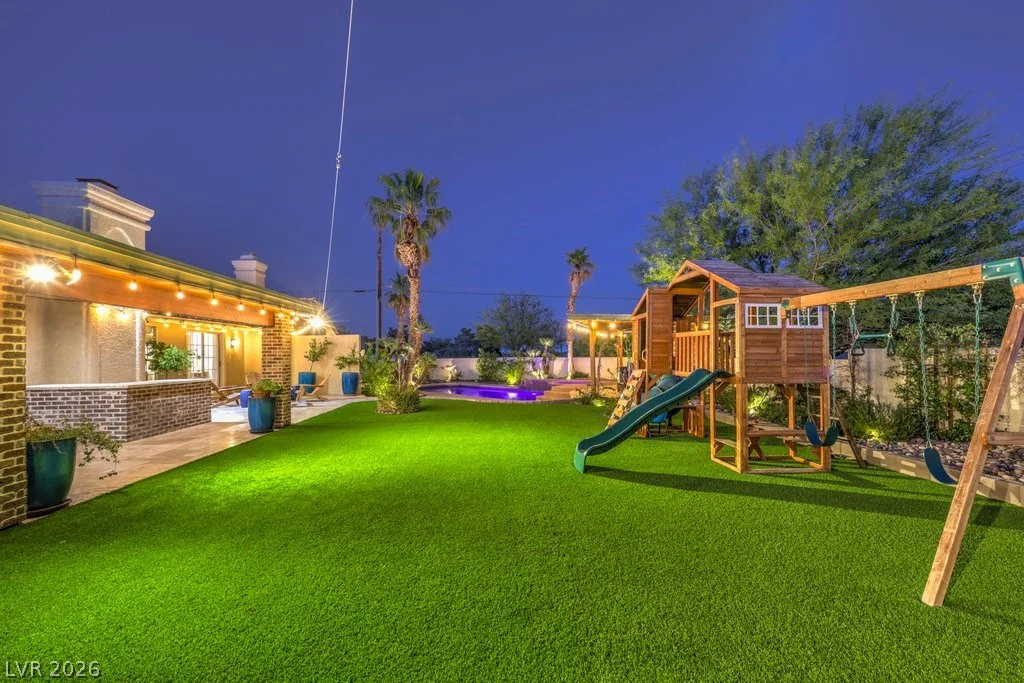 5215 RILEY, Las Vegas, NV 89149