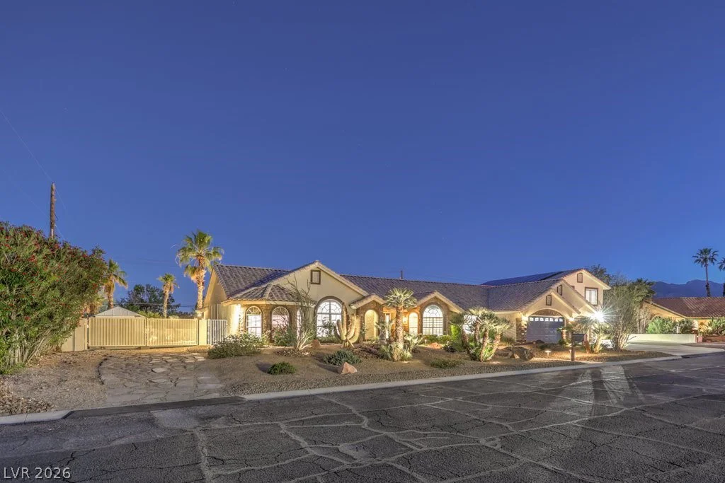 5215 RILEY, Las Vegas, NV 89149
