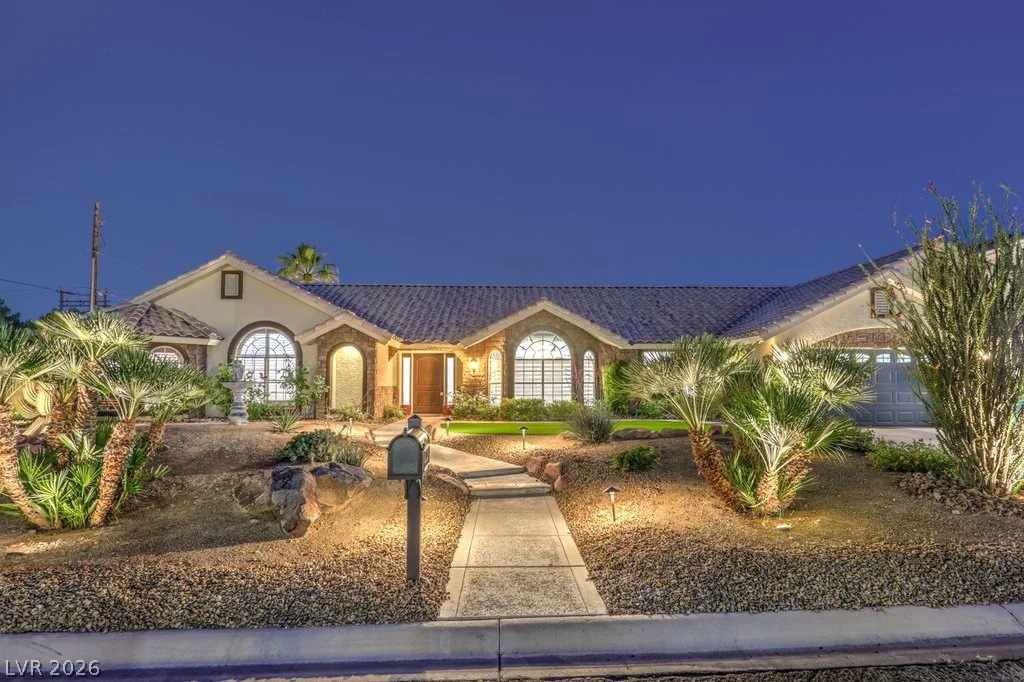 5215 RILEY, Las Vegas, NV 89149