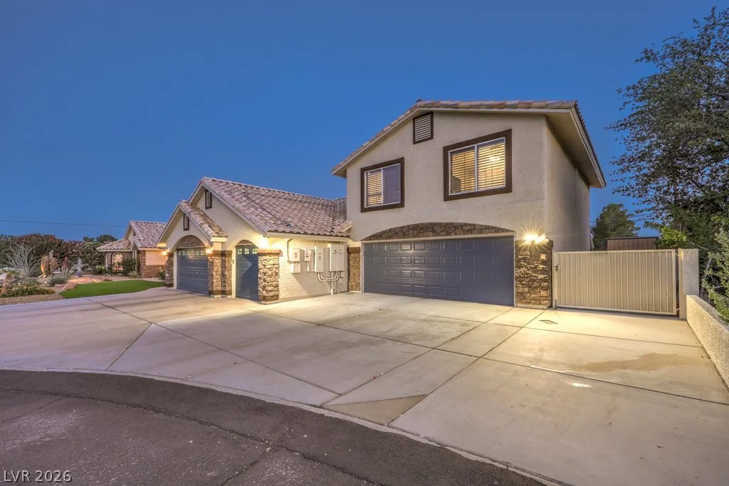 5215 RILEY, Las Vegas, NV 89149