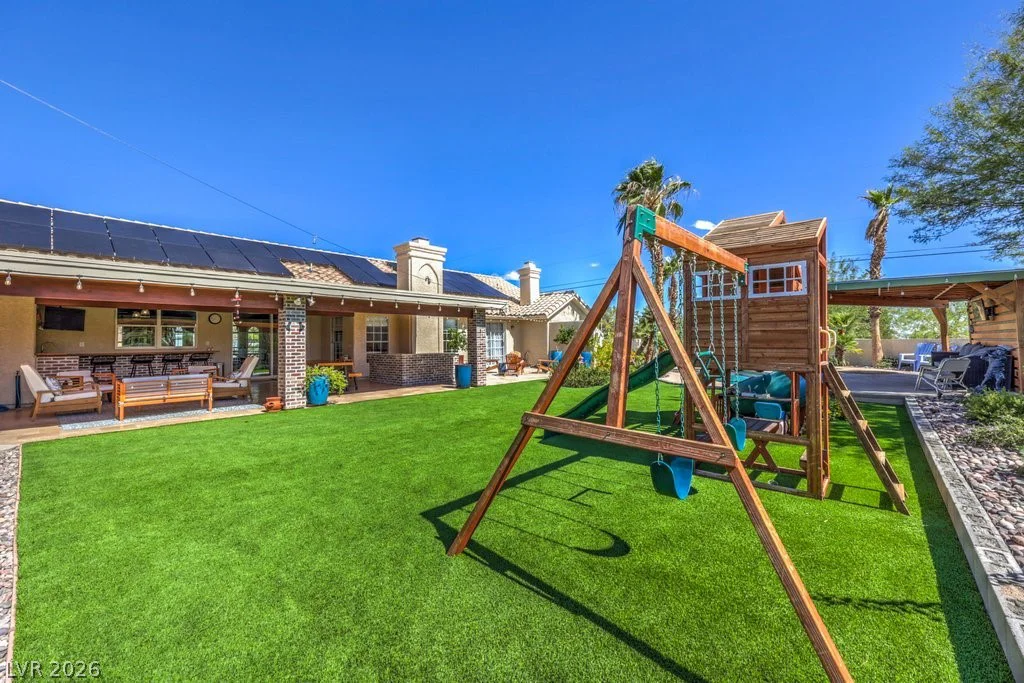 5215 RILEY, Las Vegas, NV 89149