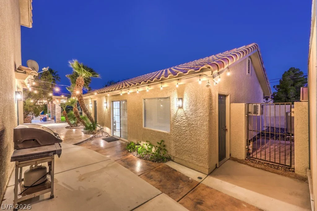 5215 RILEY, Las Vegas, NV 89149