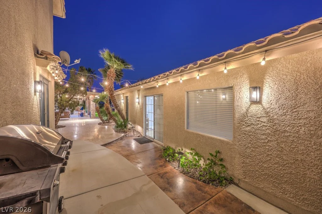 5215 RILEY, Las Vegas, NV 89149