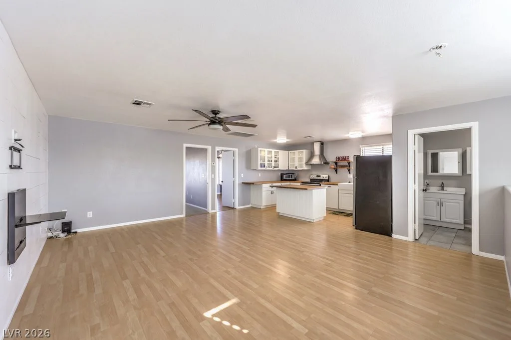 5215 RILEY, Las Vegas, NV 89149