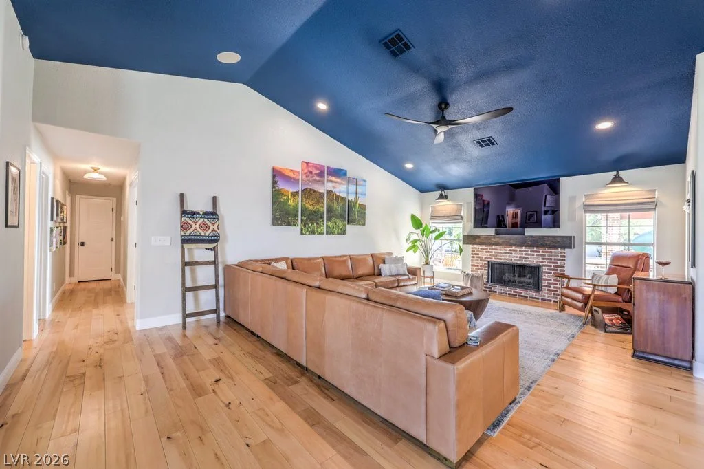 5215 RILEY, Las Vegas, NV 89149