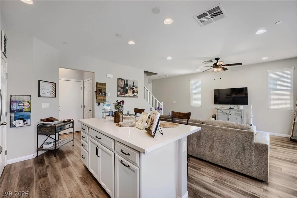 368 Misterioso, Henderson, NV 89011