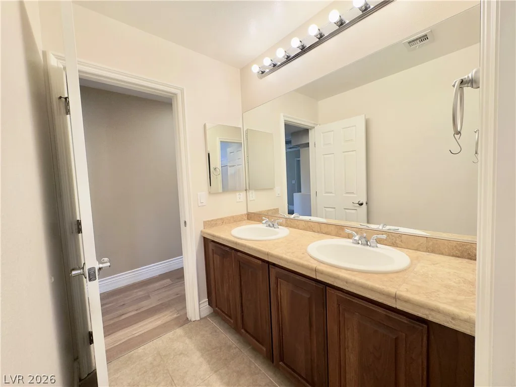 52 Tall Ruff, Las Vegas, NV 89148