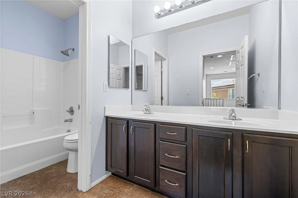 10420 Mystic Pine, Las Vegas, NV 89135