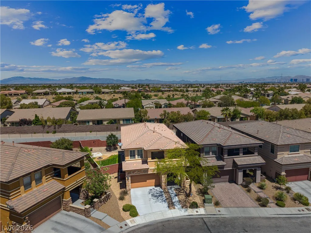 10420 Mystic Pine, Las Vegas, NV 89135