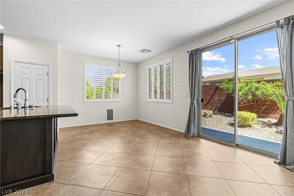 10420 Mystic Pine, Las Vegas, NV 89135