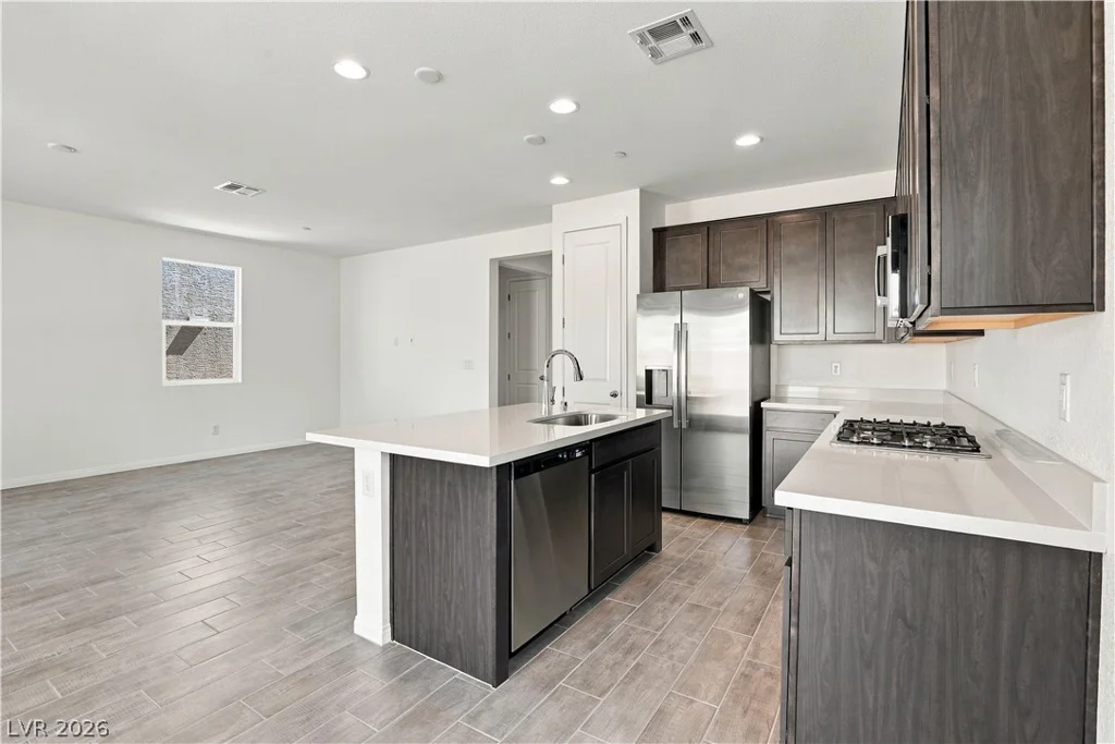 5166 Olga Manor, Las Vegas, NV 89139