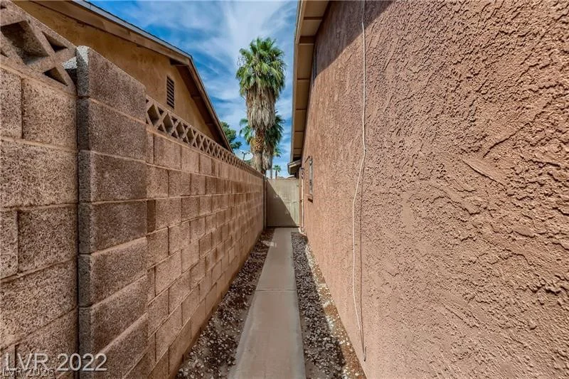 4079 Baltimore, Las Vegas, NV 89104