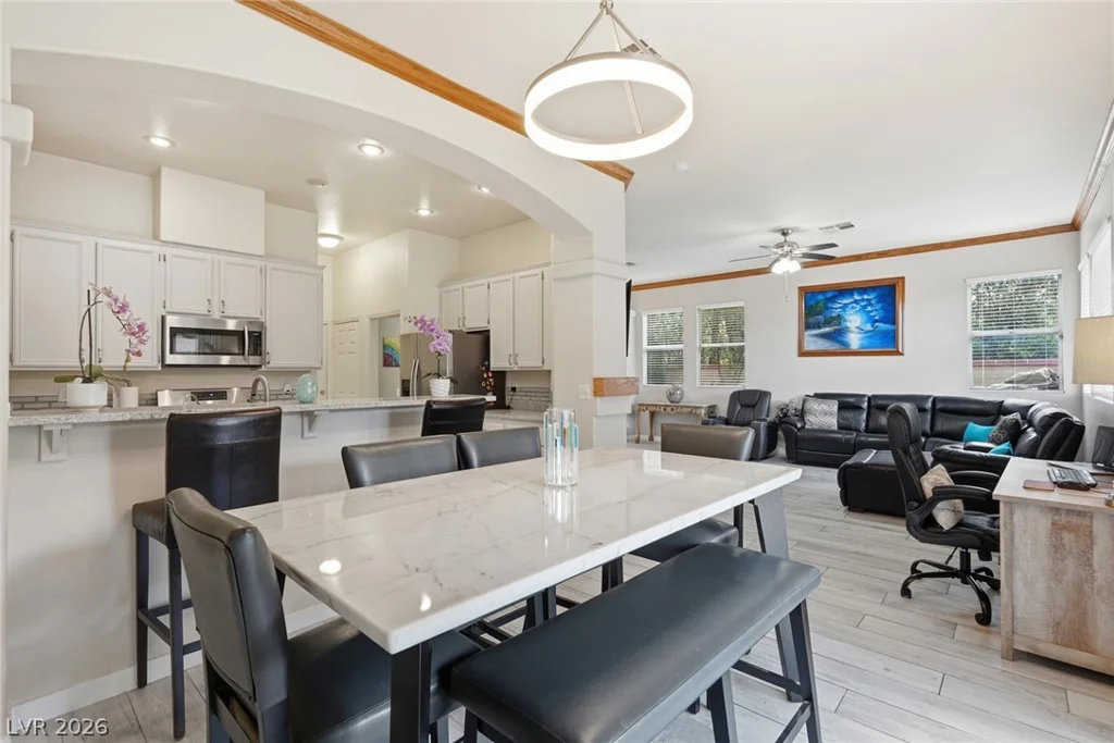 1601 Eagle Peak, Las Vegas, NV 89134