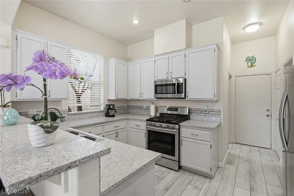 1601 Eagle Peak, Las Vegas, NV 89134