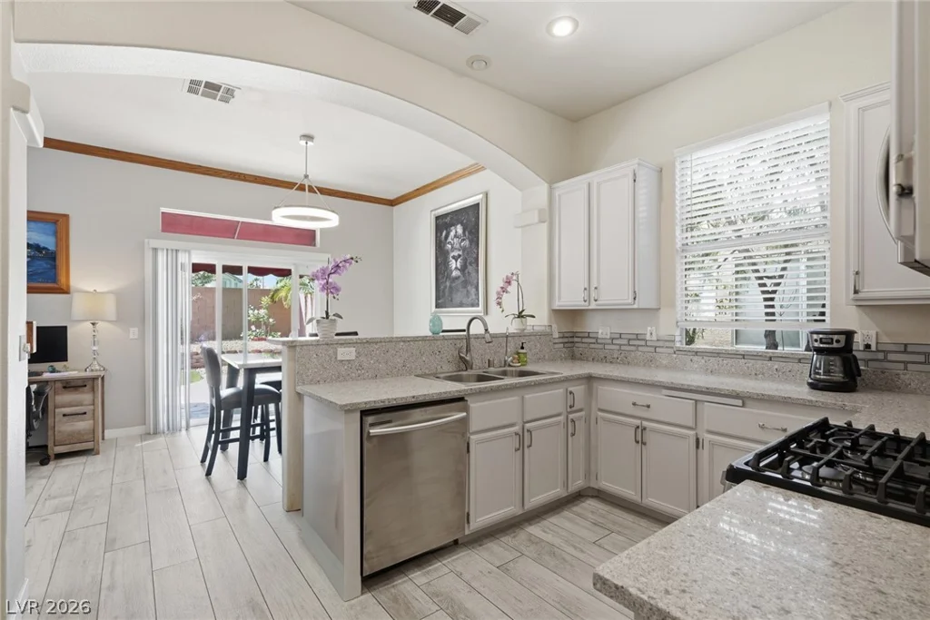 1601 Eagle Peak, Las Vegas, NV 89134