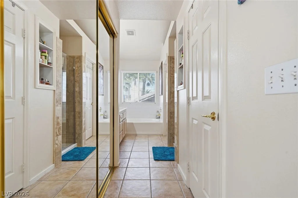 1601 Eagle Peak, Las Vegas, NV 89134