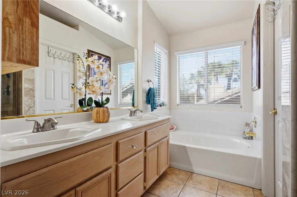 1601 Eagle Peak, Las Vegas, NV 89134