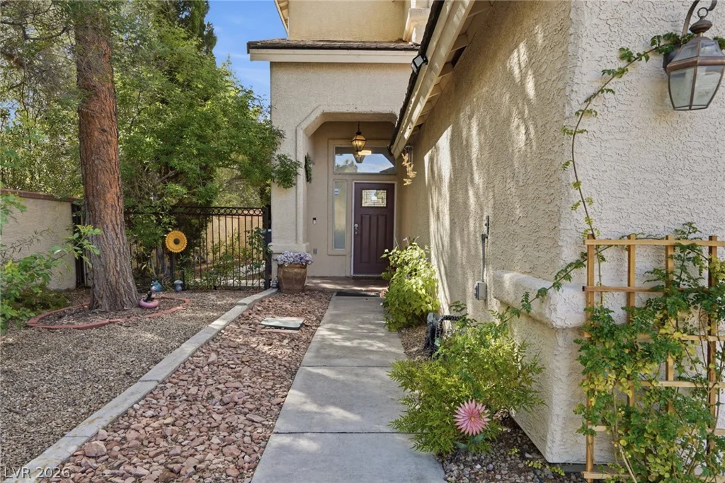 1601 Eagle Peak, Las Vegas, NV 89134
