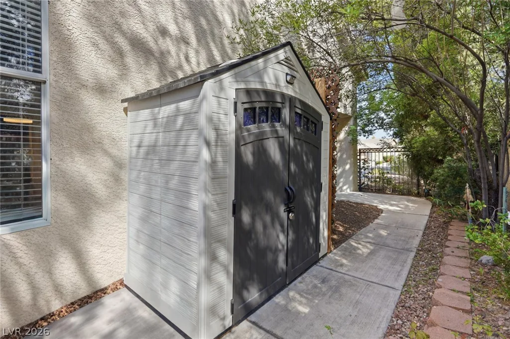 1601 Eagle Peak, Las Vegas, NV 89134