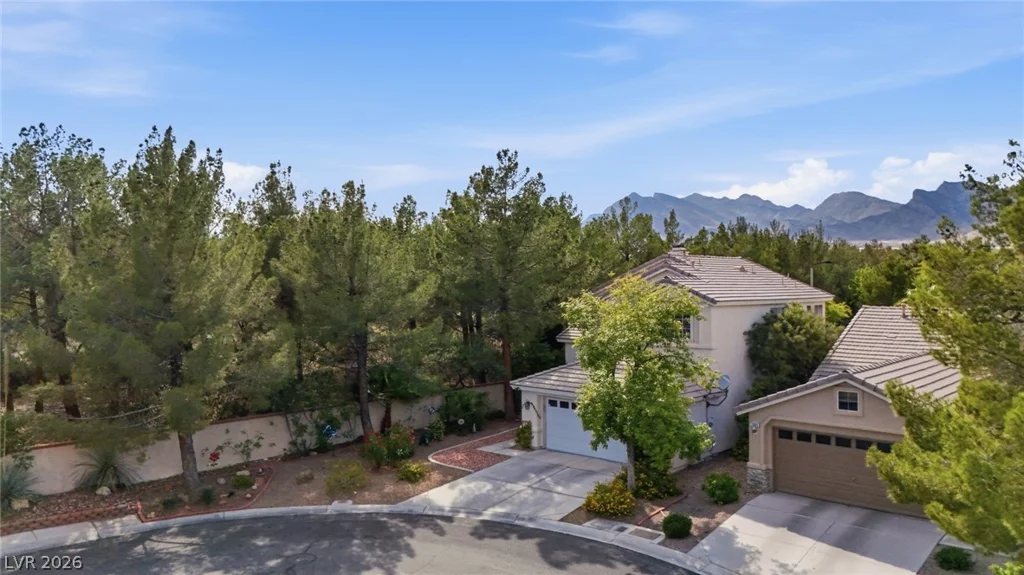 1601 Eagle Peak, Las Vegas, NV 89134