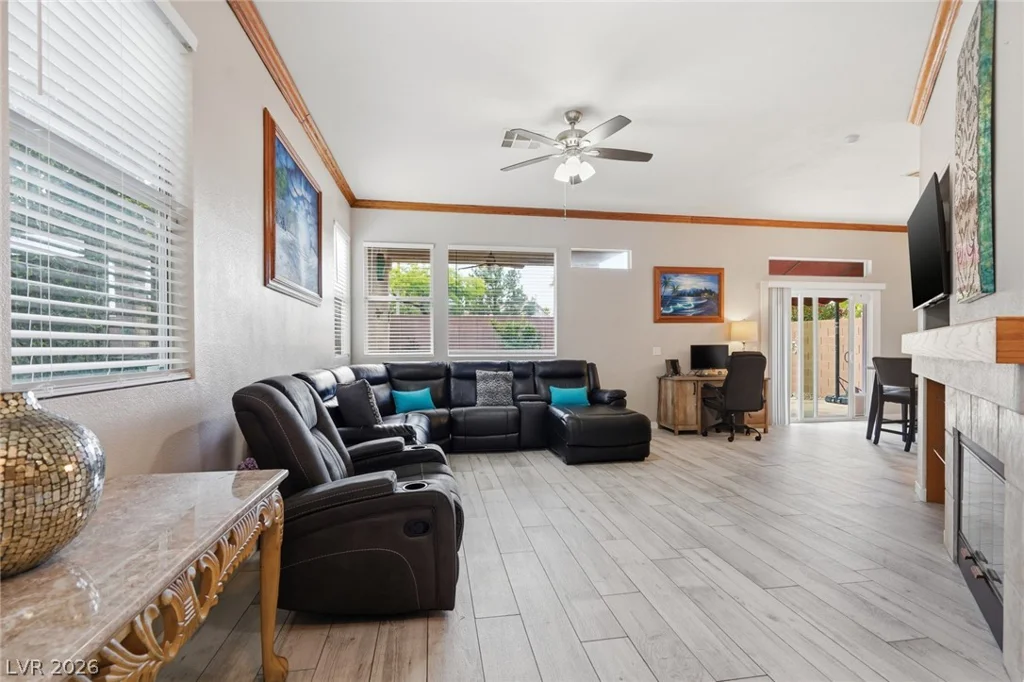 1601 Eagle Peak, Las Vegas, NV 89134