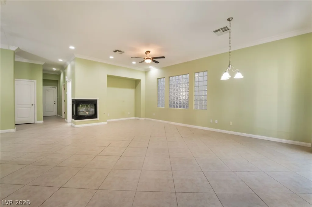 9236 Whitekirk, Las Vegas, NV 89145