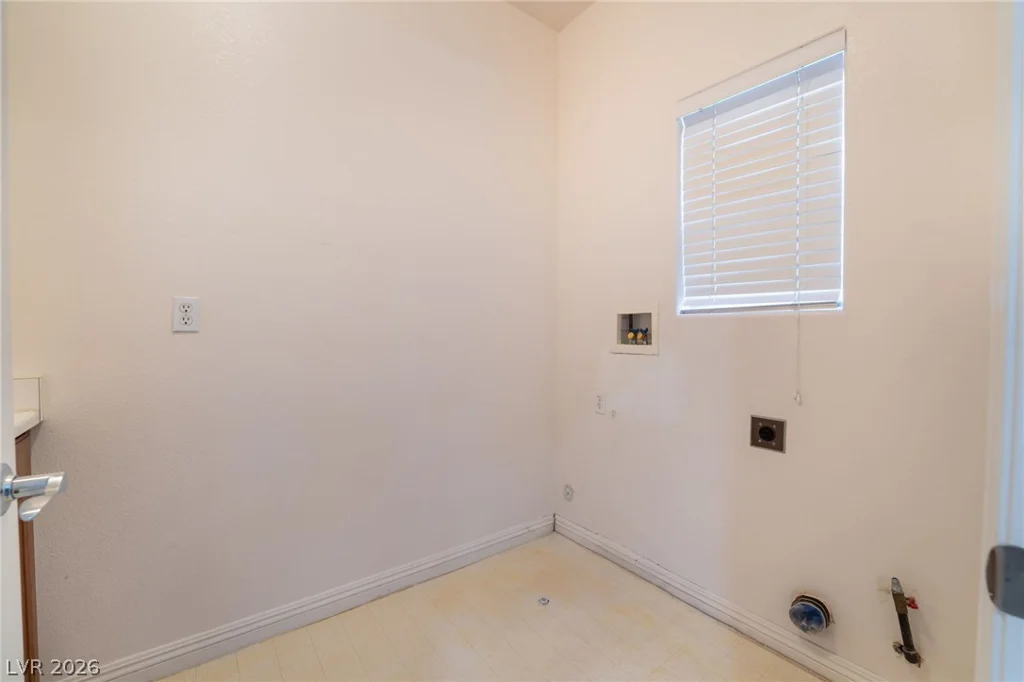 9236 Whitekirk, Las Vegas, NV 89145