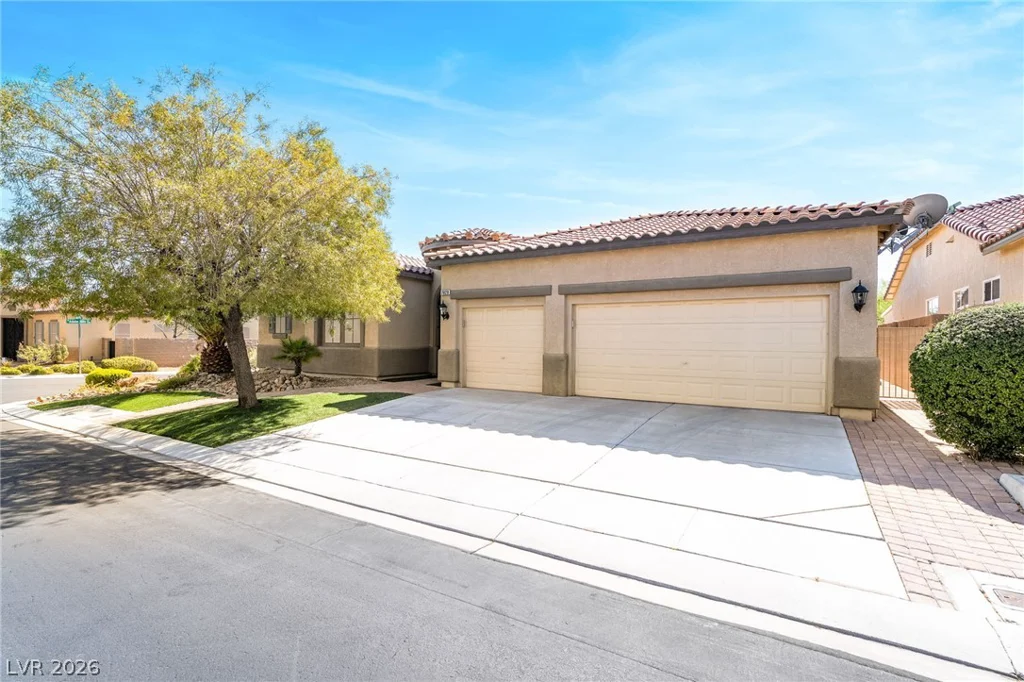 7828 Galloping Hills, Las Vegas, NV 89113