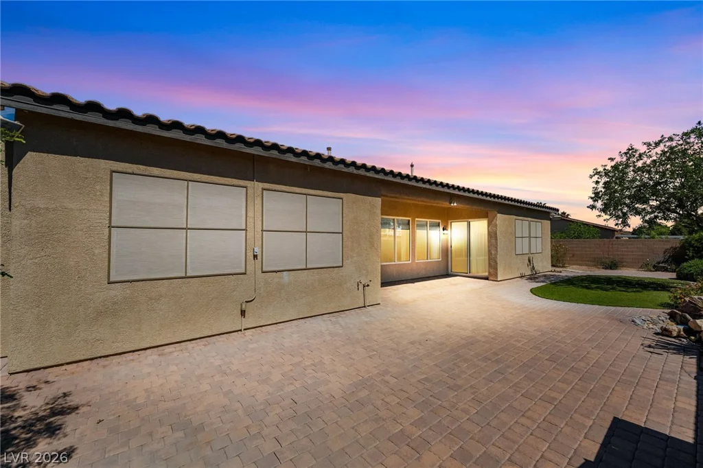 7828 Galloping Hills, Las Vegas, NV 89113