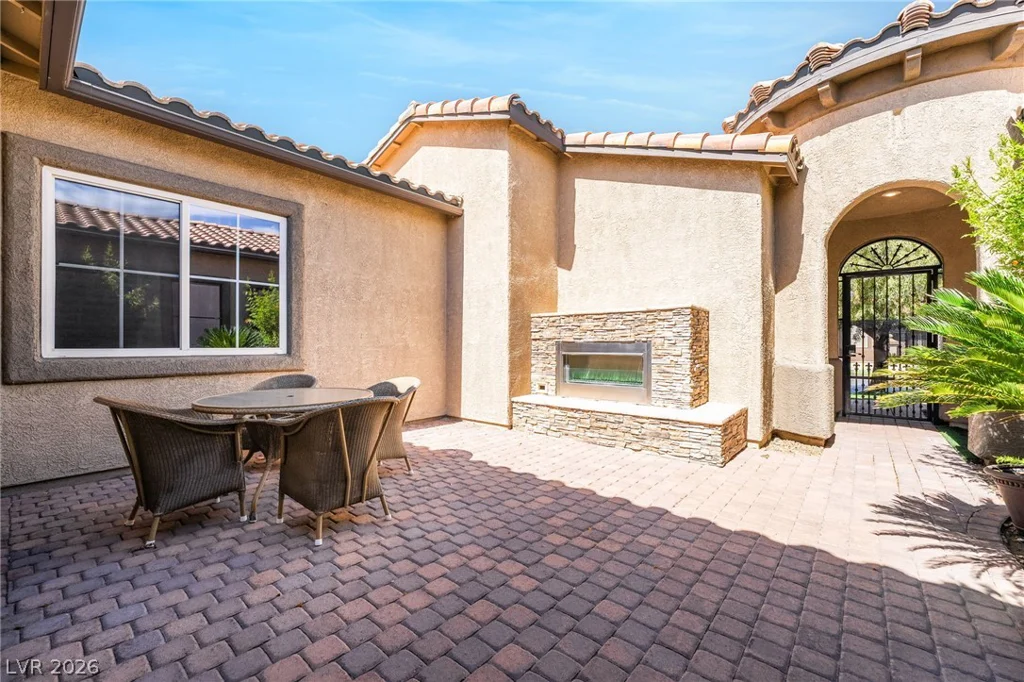 7828 Galloping Hills, Las Vegas, NV 89113