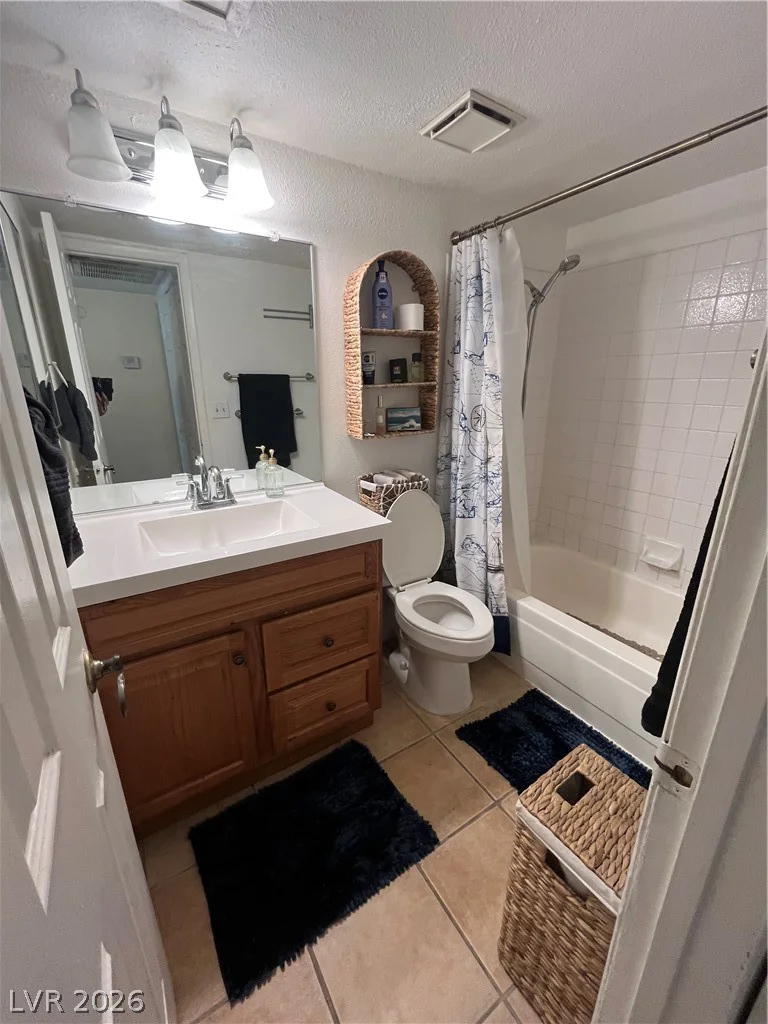 2480 Old Forge, Las Vegas, NV 89121