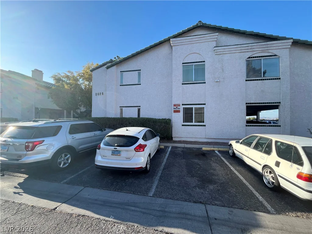 2480 Old Forge, Las Vegas, NV 89121