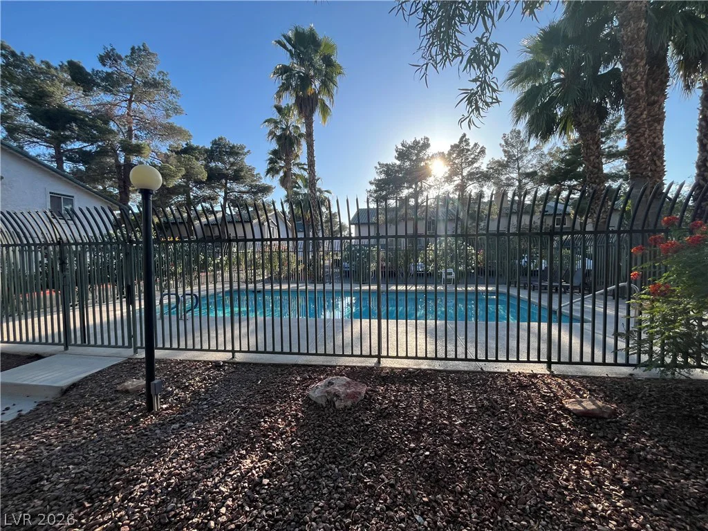 2480 Old Forge, Las Vegas, NV 89121