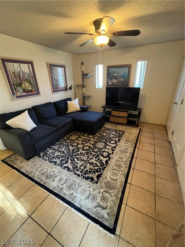 2480 Old Forge, Las Vegas, NV 89121