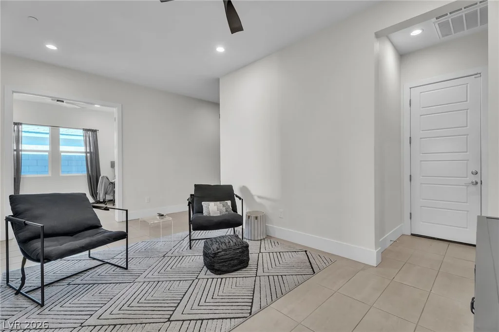 10214 Meandering Dell, Las Vegas, NV 89166