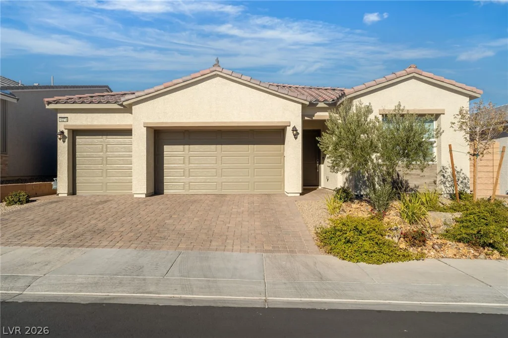 10214 Meandering Dell, Las Vegas, NV 89166