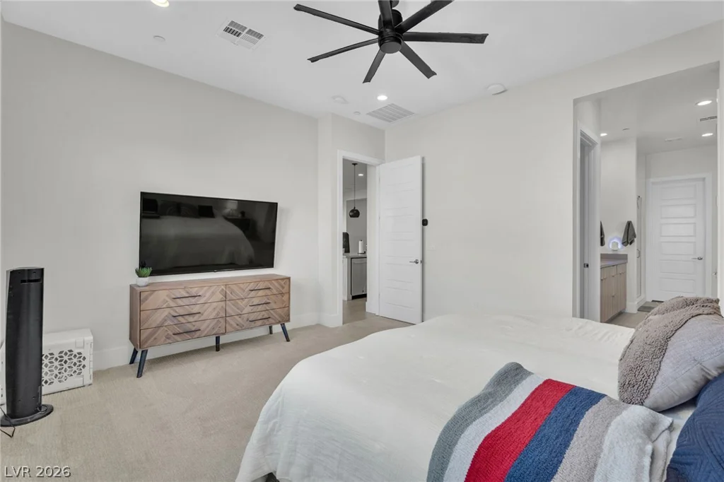10214 Meandering Dell, Las Vegas, NV 89166