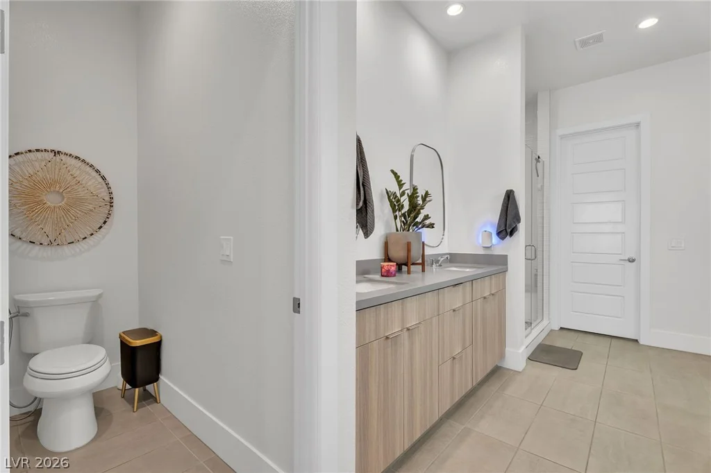 10214 Meandering Dell, Las Vegas, NV 89166