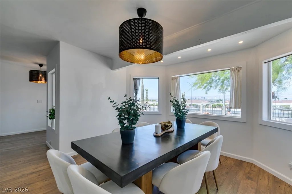 892 Hollywood, Las Vegas, NV 89110