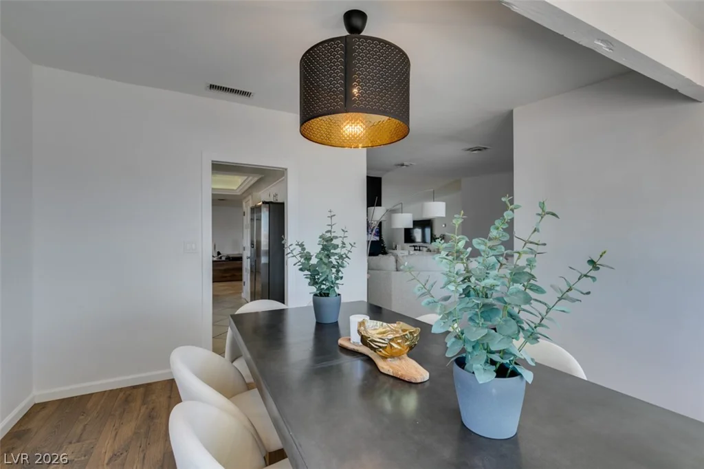 892 Hollywood, Las Vegas, NV 89110