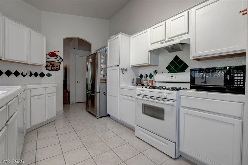 8378 Yamhill, Las Vegas, NV 89123