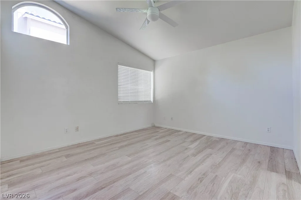 8378 Yamhill, Las Vegas, NV 89123