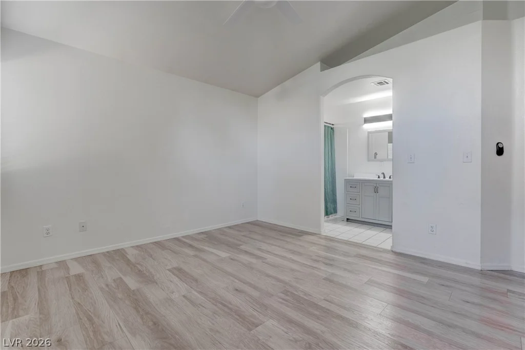8378 Yamhill, Las Vegas, NV 89123
