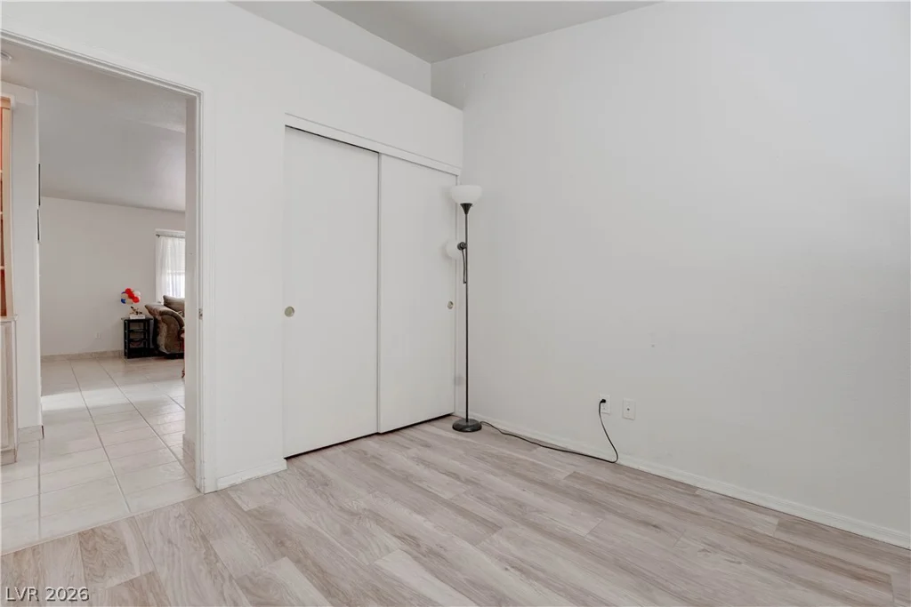 8378 Yamhill, Las Vegas, NV 89123