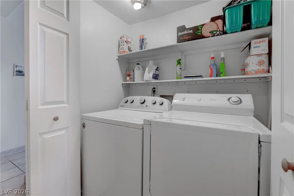 8378 Yamhill, Las Vegas, NV 89123