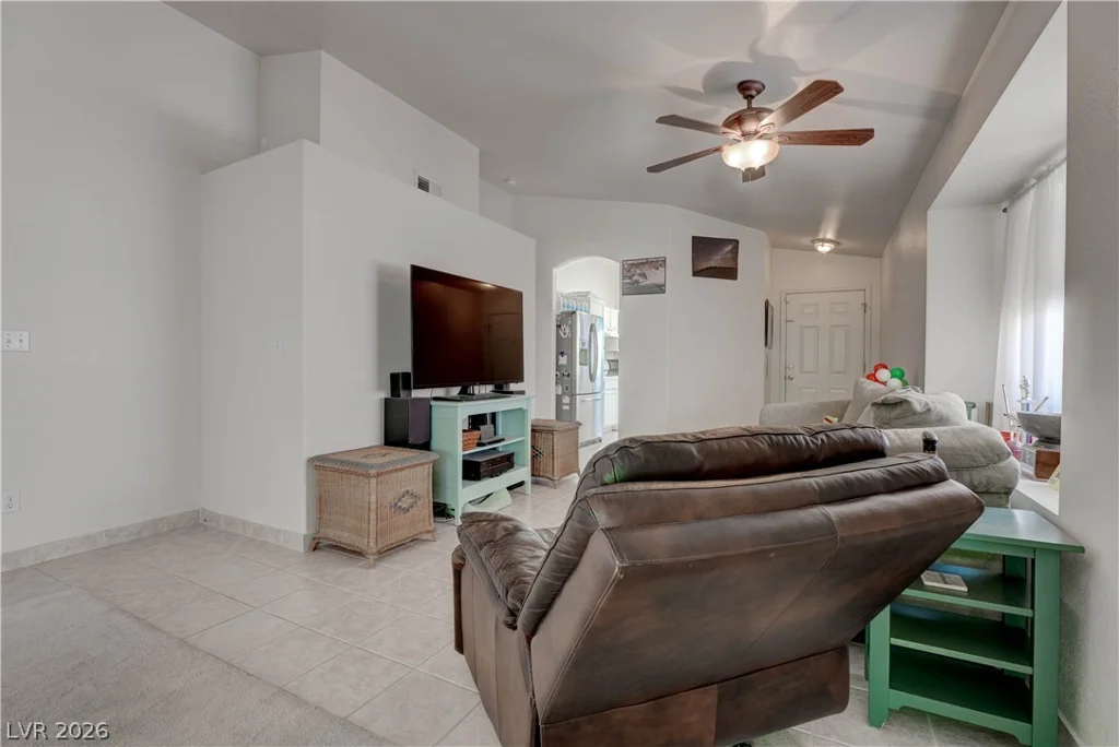 8378 Yamhill, Las Vegas, NV 89123