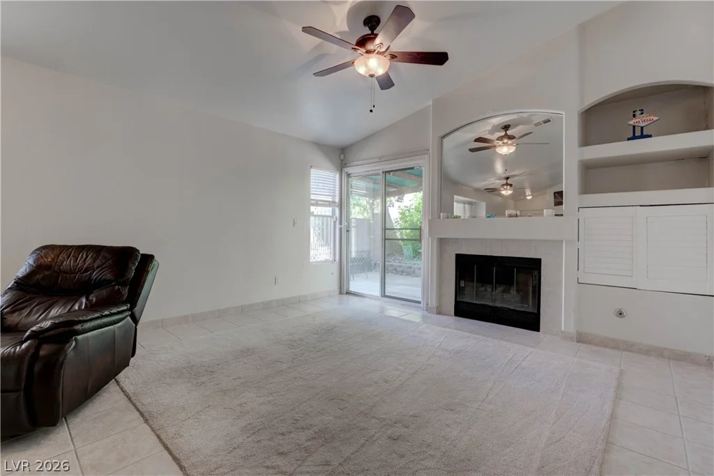 8378 Yamhill, Las Vegas, NV 89123