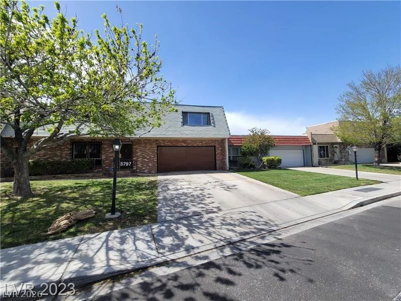 3797 Monument, Las Vegas, NV 89121