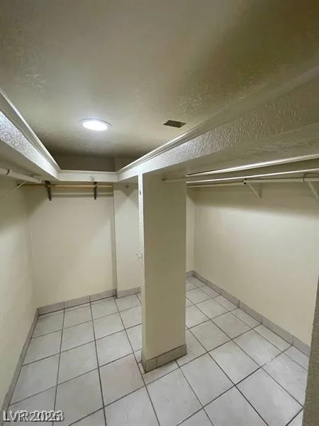 3797 Monument, Las Vegas, NV 89121