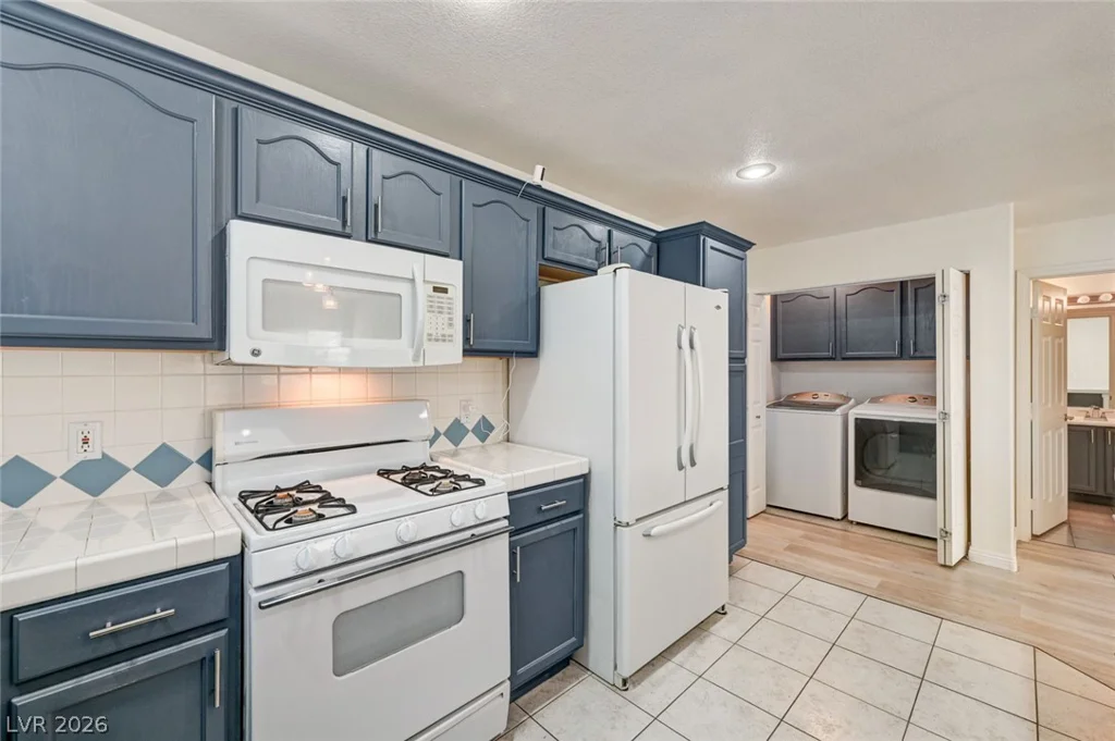 3327 Erva, Las Vegas, NV 89117
